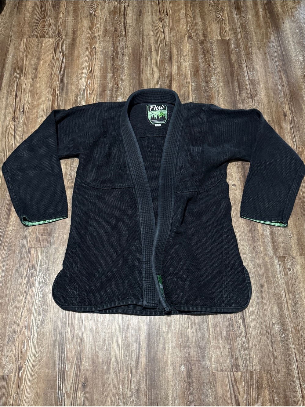 Flow Jiu-Jitsu Kimono Top Size A1L Black Long Sleeve Activewear Athletic